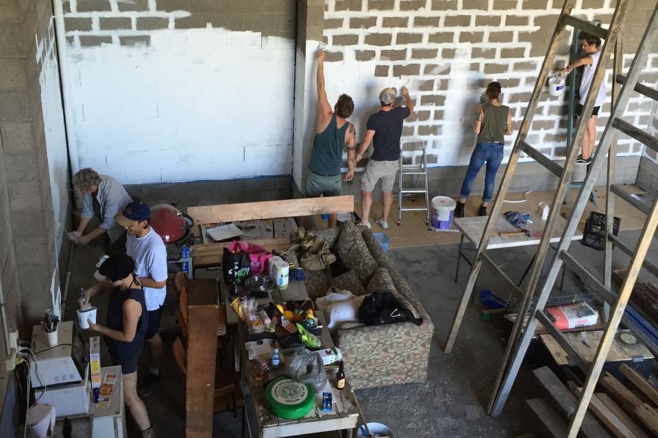 BUILDING A CREATIVE COMMUNITY