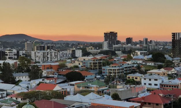 Zero-Net Kurilpa addressing Climate Change in cafes and bars of the inner city.