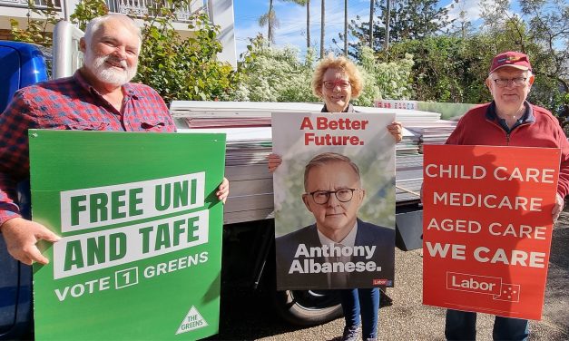 West End to Lismore | Election corflutes warm flooded homes.