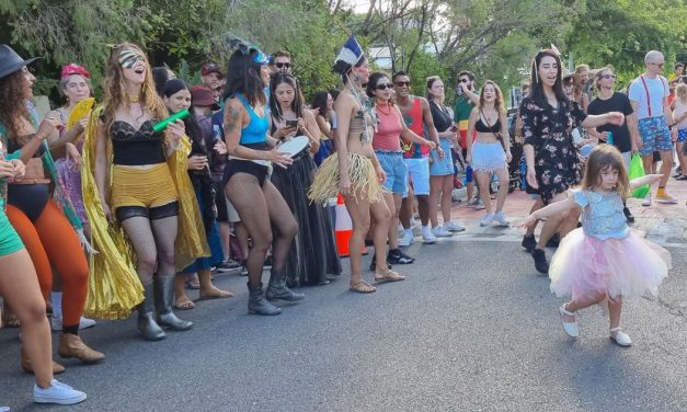 The Irrepressible Forbes Street Gig.
