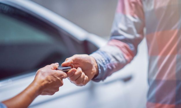 Car Free Me: Navigating Life Without Driving.