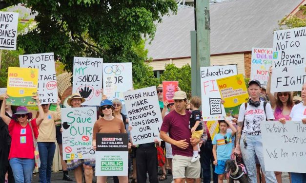 Elected representatives  and community unite against $2.7 billion Gabba Stadium overhaul.