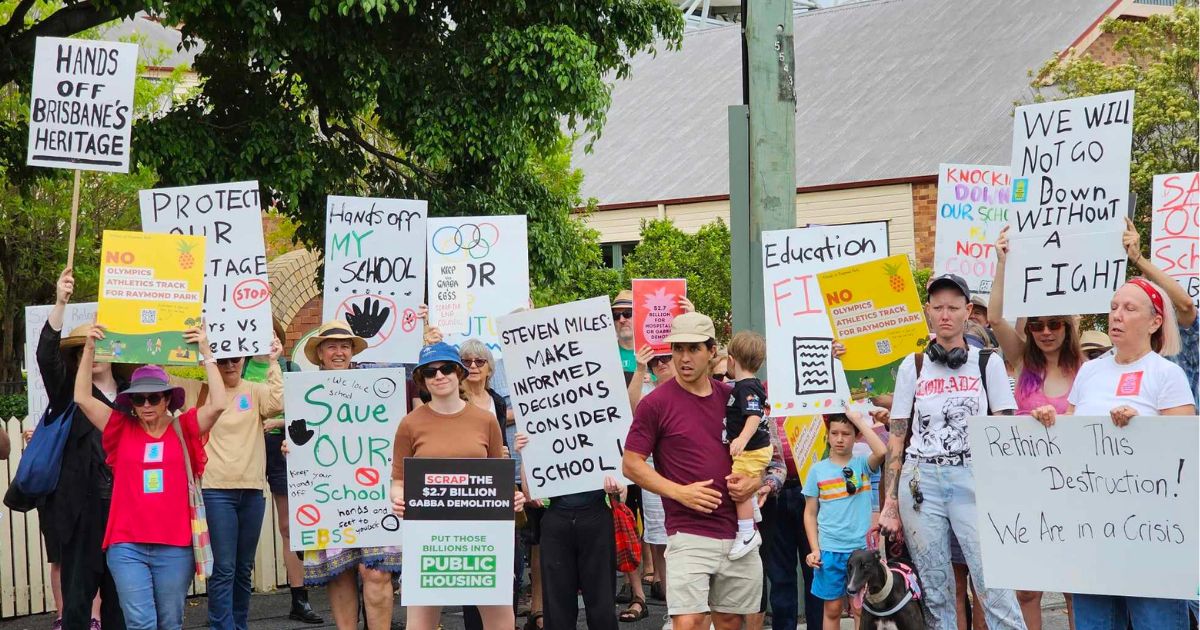 Elected representatives  and community unite against $2.7 billion Gabba Stadium overhaul.